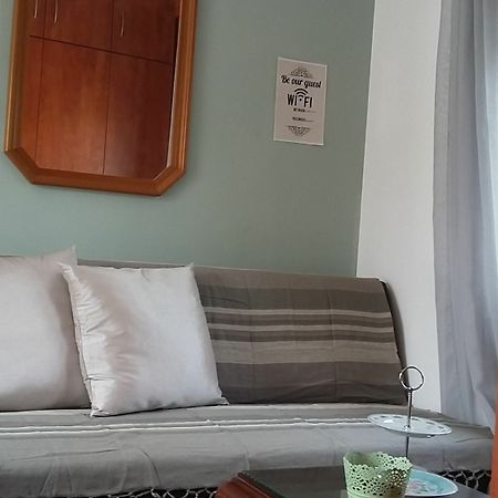 יאליסוס Anastasia'S Holiday Home מראה חיצוני תמונה