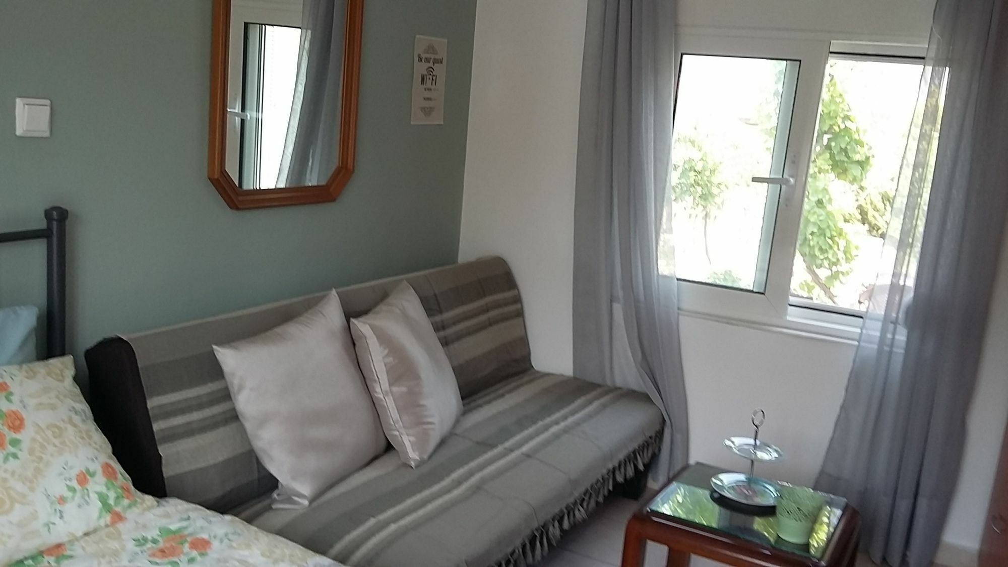 יאליסוס Anastasia'S Holiday Home מראה חיצוני תמונה